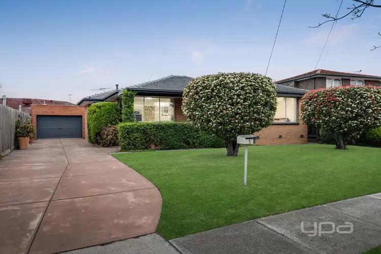 Main view of Homely house listing, 5 Gladstone Park Drive, Gladstone Park VIC 3043
