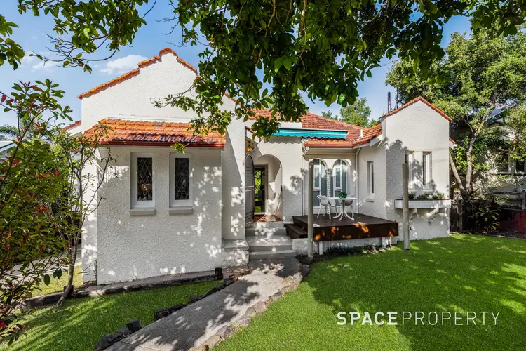 12 Morgan Terrace, Bardon QLD 4065