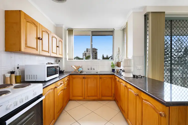 Fifth view of Homely unit listing, 7/250 The Esplanade, Miami QLD 4220