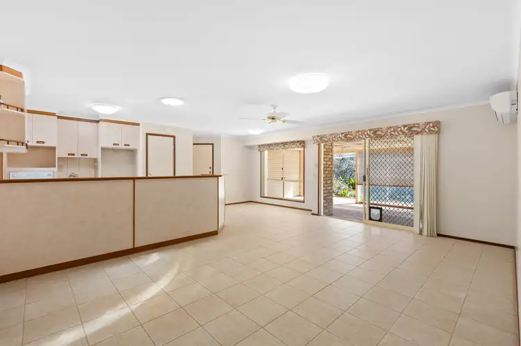 Fourth view of Homely house listing, 2 Grant Close, Middle Ridge QLD 4350