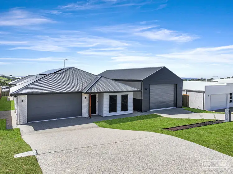 16 Beach House Drive, Lammermoor QLD 4703