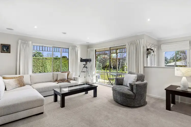 7 Glenton Court, Gisborne VIC 3437