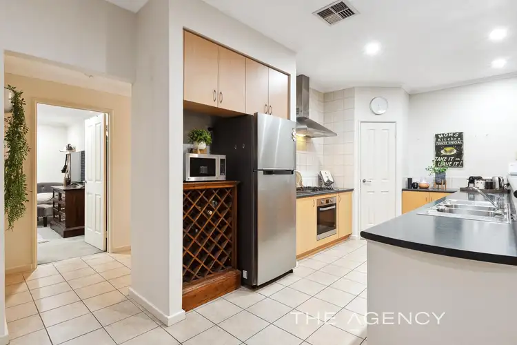 Sixth view of Homely house listing, 6 Lomandra View, Baldivis WA 6171