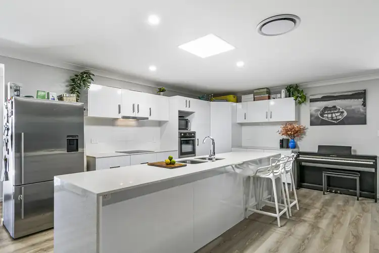 Sixth view of Homely house listing, 2/15 Oxford Street, Alexandra Hills QLD 4161