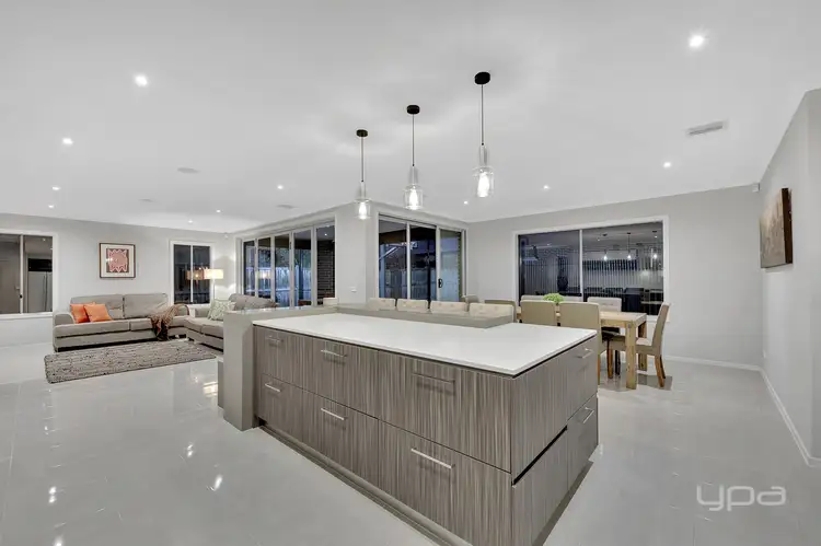 Fifth view of Homely house listing, 11 Royal Circuit, Point Cook VIC 3030