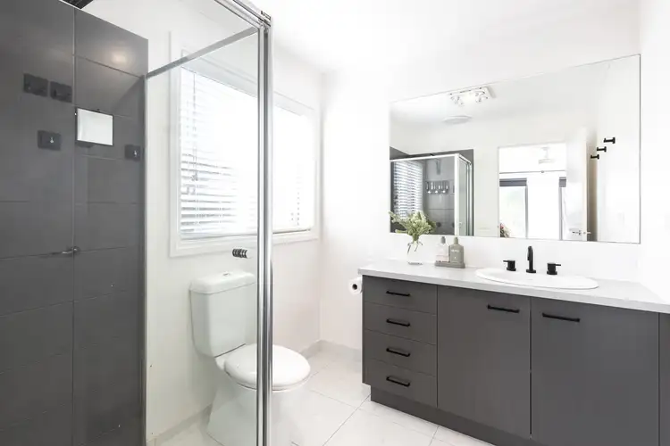 Fifth view of Homely house listing, 4 Martin Place, Warrnambool VIC 3280