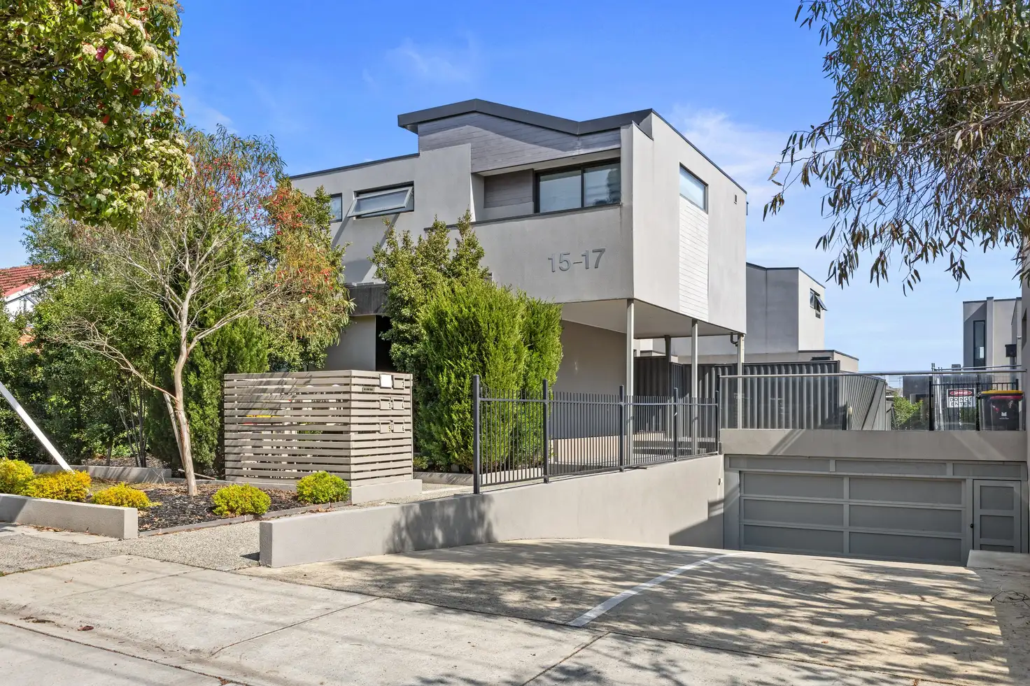 Main view of Homely townhouse listing, 5/15-17 Calista Avenue, Oakleigh East VIC 3166