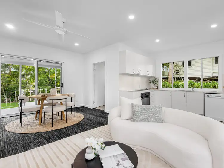 15 Calston Street, Oxley QLD 4075