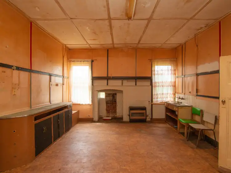 Fifth view of Homely house listing, 8 Townsend Street, Mortlake VIC 3272