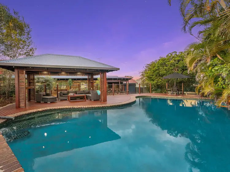 4 Lefroy Close, Westlake QLD 4074