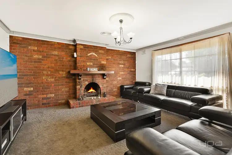 14 Wannon Court, Brookfield VIC 3338