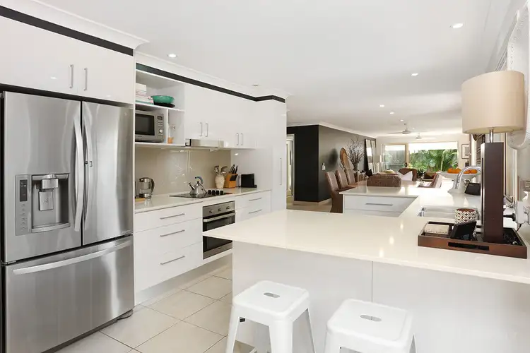30 Nalkari Street, Coombabah QLD 4216