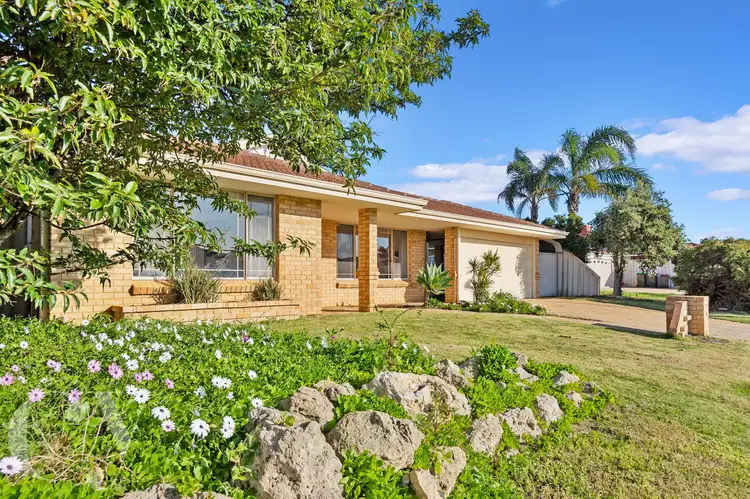 18 Geoff Russell Avenue, Kinross WA 6028