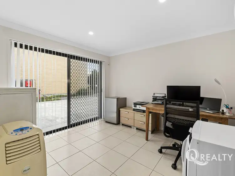 Sixth view of Homely townhouse listing, 1/130 Rockfield Road, Doolandella QLD 4077