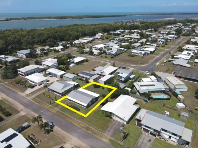 Second view of Homely house listing, 8 Herring Street, Taylors Beach QLD 4850