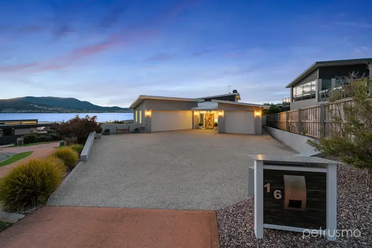 16 Anchorage Court, Tranmere TAS 7018