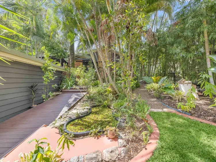 23 Albatross Avenue