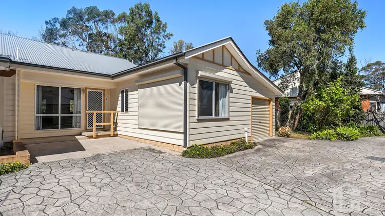 2/14 Hawkesbury Road, Springwood NSW 2777