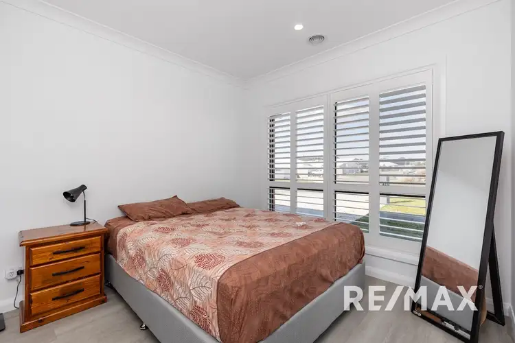 Fifth view of Homely semi-detached listing, 25 Valencia Drive, Gobbagombalin NSW 2650