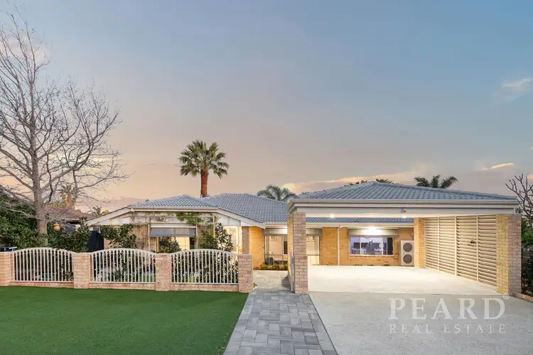 12 Woodview Court