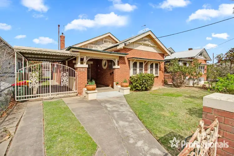 18 Marns Street, Wagga Wagga NSW 2650