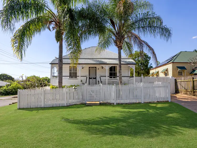 12 Morris Street, Silkstone QLD 4304