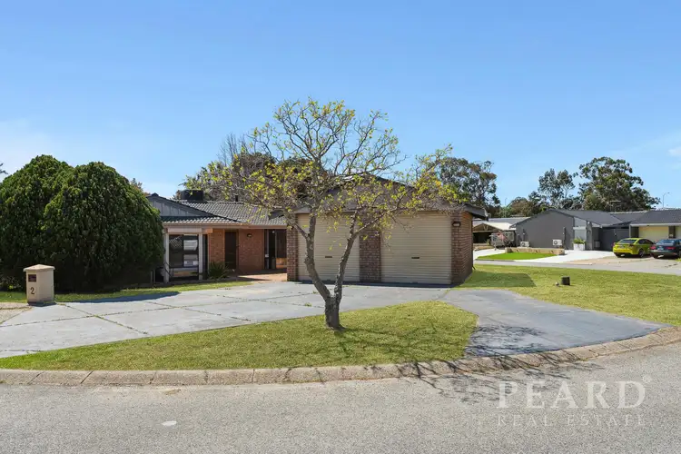 2 Amber Grove, Ballajura WA 6066