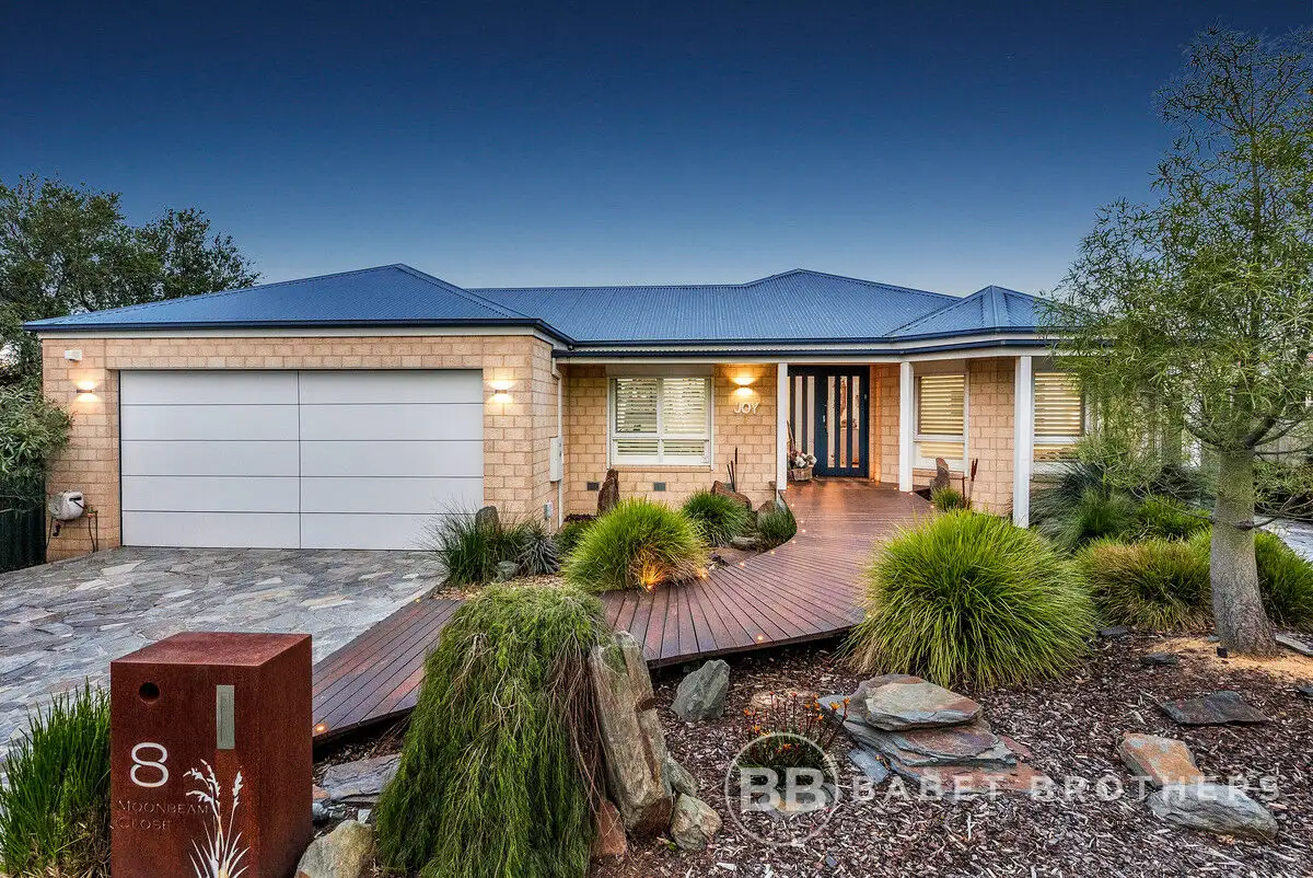 Main view of Homely house listing, 8 Moonbeam Close, Narre Warren South VIC 3805