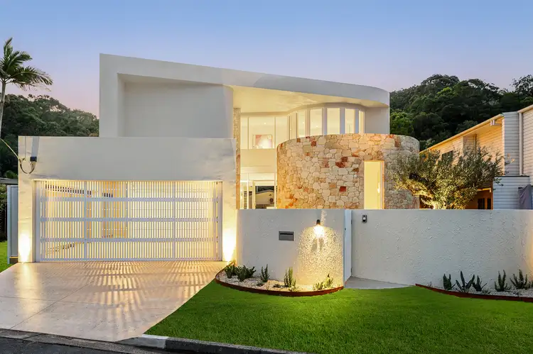 37 Tawarri Crescent, Burleigh Heads QLD 4220