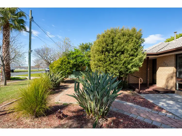 Second view of Homely unit listing, 1/221 Andrews Street, East Albury NSW 2640