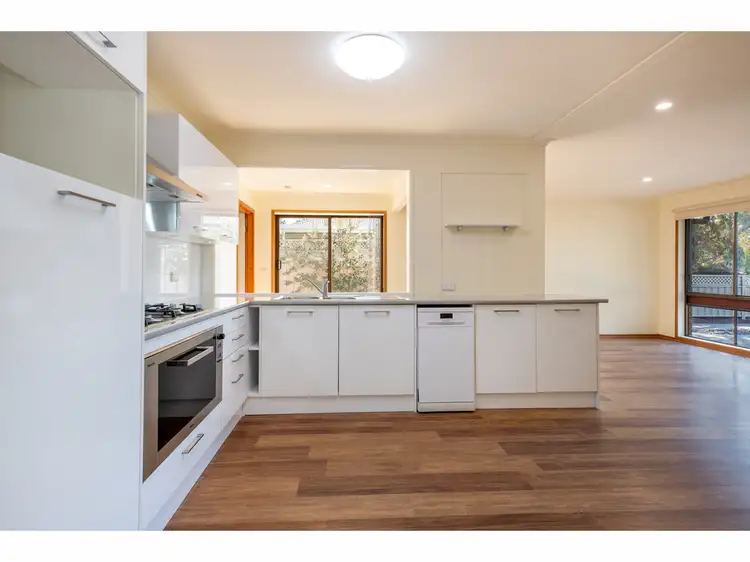 Fifth view of Homely unit listing, 1/221 Andrews Street, East Albury NSW 2640