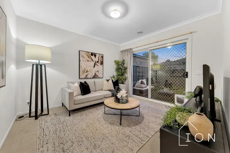 Sixth view of Homely house listing, 2 Ajuga Lane, Cranbourne North VIC 3977