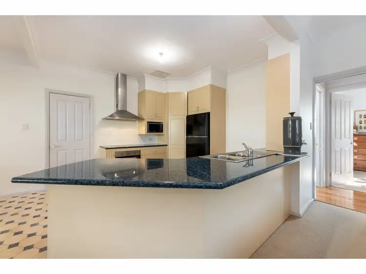 Sixth view of Homely house listing, 484 Thorold Street, West Albury NSW 2640
