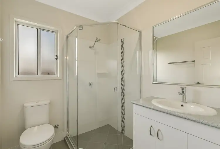 Sixth view of Homely house listing, 1 Robin Court, Kleinton QLD 4352