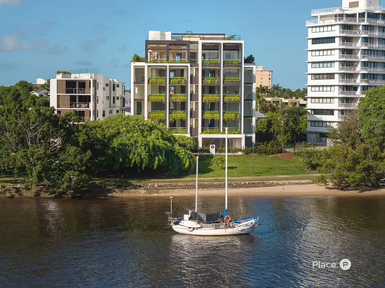 402/156 Oxlade Drive, New Farm QLD 4005