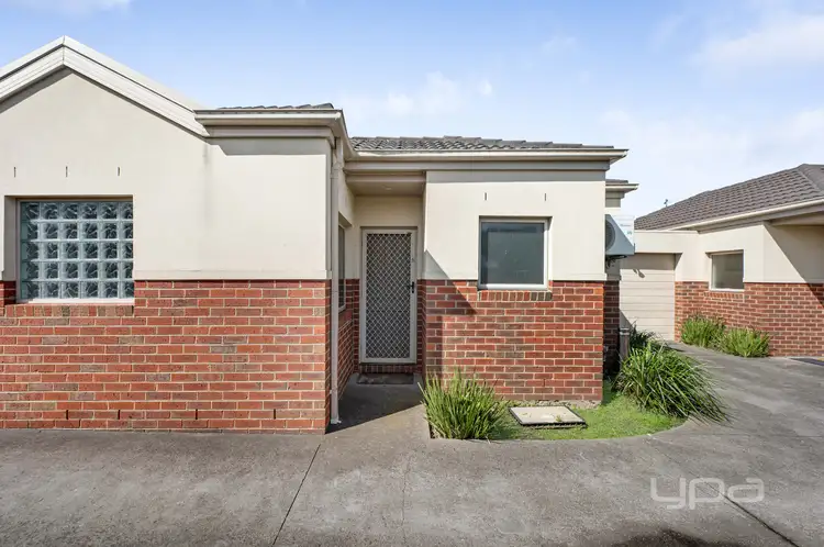Main view of Homely unit listing, 2/33 Stanhope Street, Broadmeadows VIC 3047