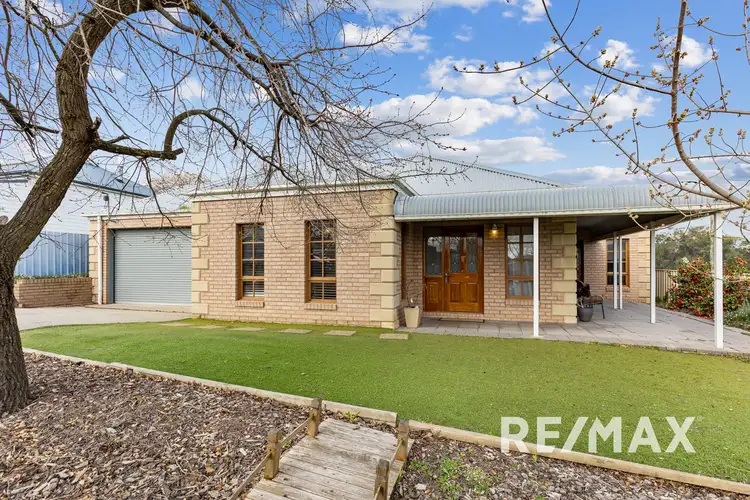 17 Fitzroy Street, Junee NSW 2663