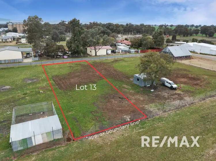 LOT Lot 13, 17 Lot 13/17 Commins Street, Illabo NSW 2590
