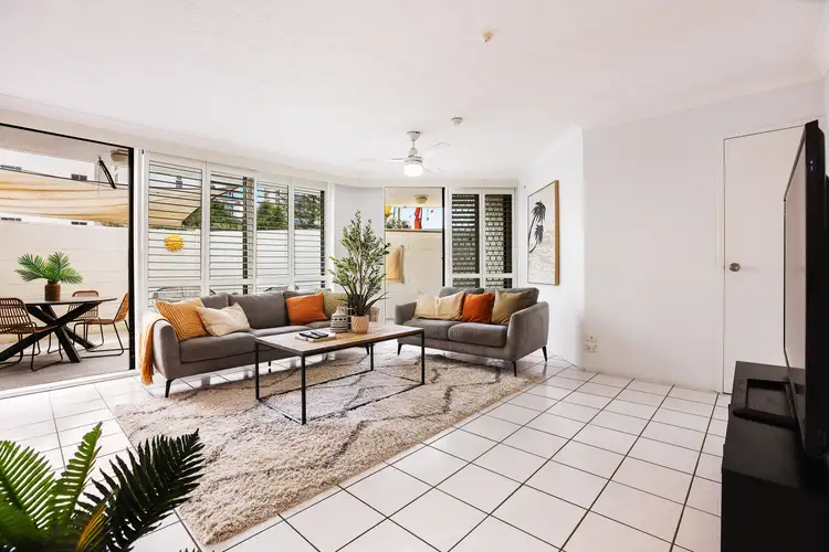 3576 Main Beach Parade