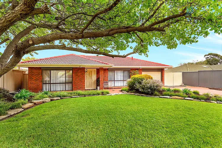 10 Lutyens Avenue, St Agnes SA 5097