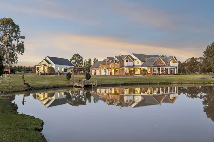 176 Lock Road, Gisborne South VIC 3437
