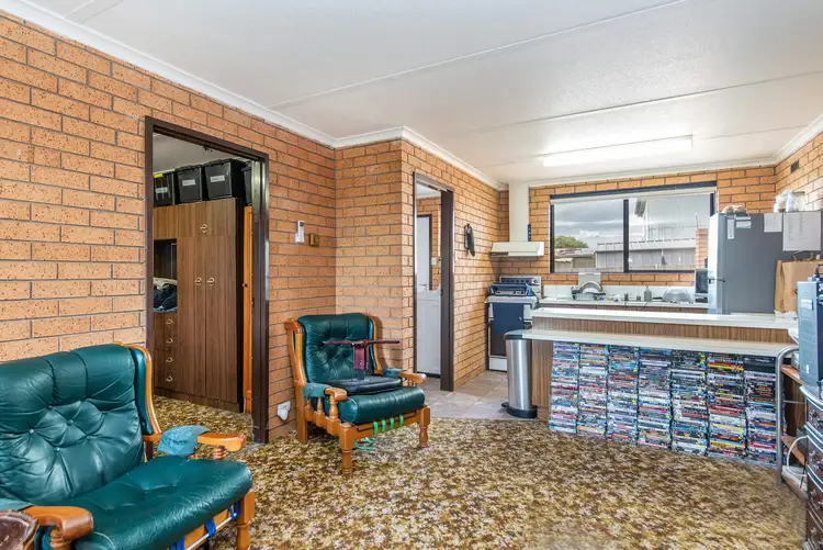 Second view of Homely unit listing, 2/2 Mount Baimbridge Road, Hamilton VIC 3300