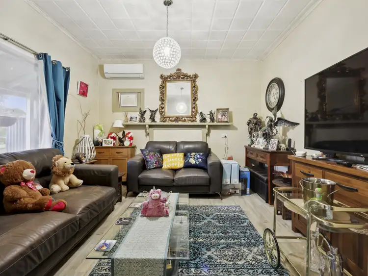 Fourth view of Homely house listing, 1 Eversley Street, Macarthur VIC 3286