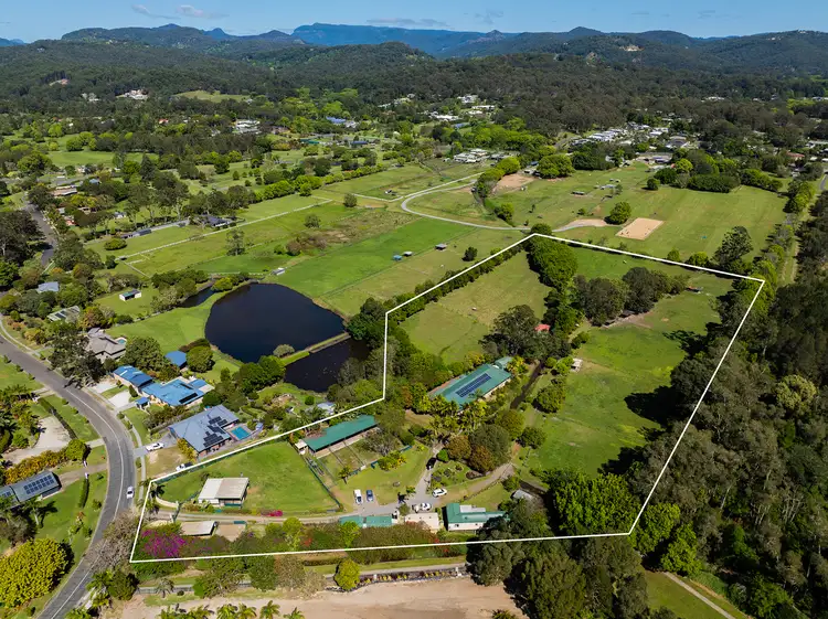 86 Valley Drive, Tallebudgera QLD 4228