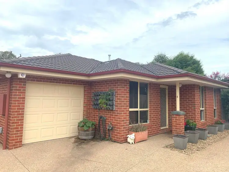 Main view of Homely unit listing, 4/26 Hotham Circuit, Thurgoona NSW 2640