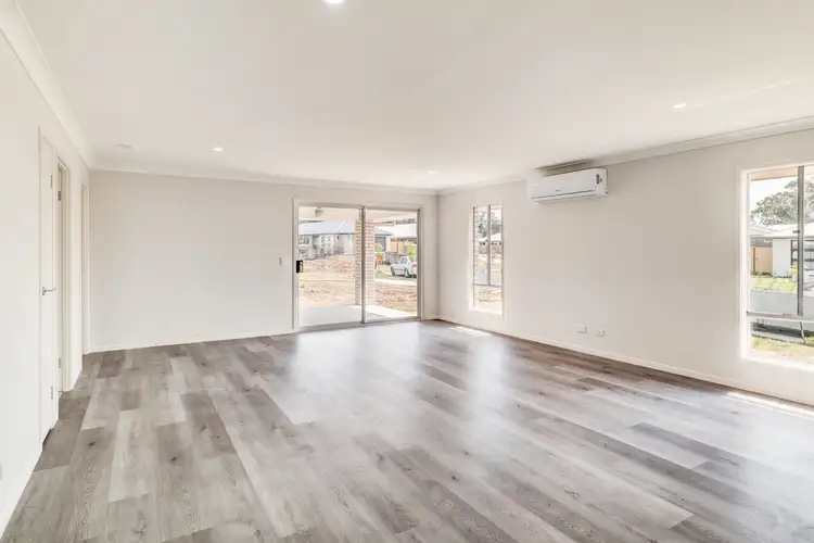 Second view of Homely house listing, 5 Cypress Circuit, Fernvale QLD 4306