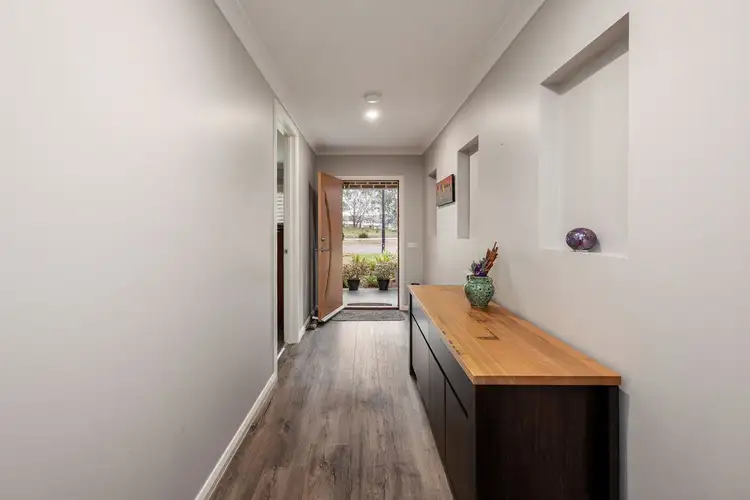 Fourth view of Homely house listing, 8 Ruthven Circuit, Wodonga VIC 3690