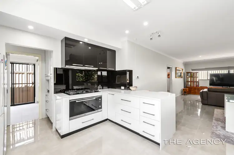 Sixth view of Homely house listing, 6 Labatt Gardens, Wandi WA 6167