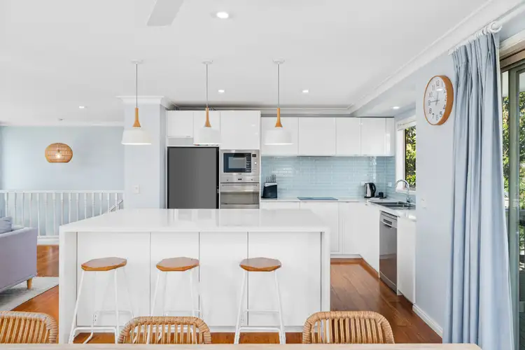 9 Bondi Road, The Entrance North NSW 2261