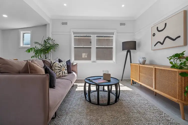 112 Woodstock Street, Mayfield NSW 2304